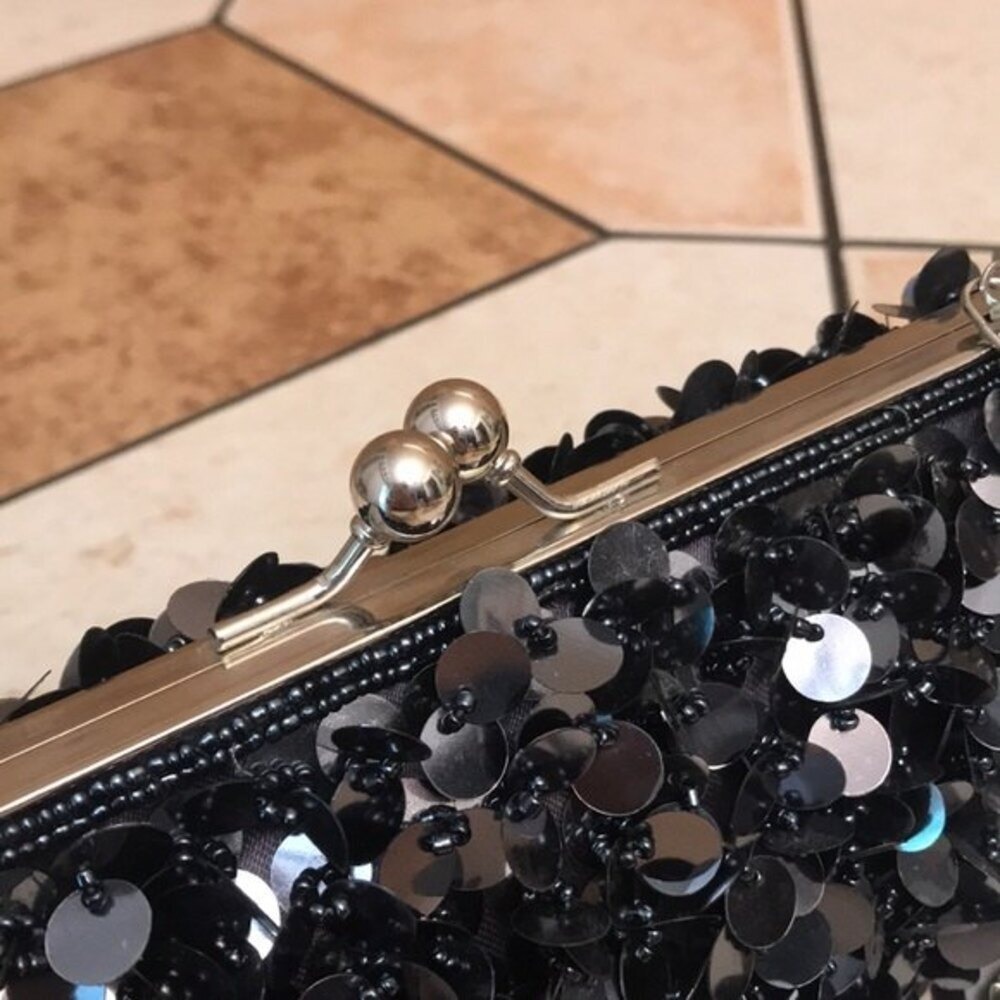 Vintage Y2K black sequin beaded clutch cocktail purse evening bag with chain - Picture 11 of 11